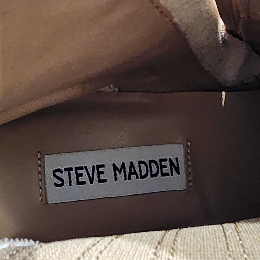 Steve Madden Sand Suede Block Heel Ankle Boots, 9 1/2 - Picture 10 of 10